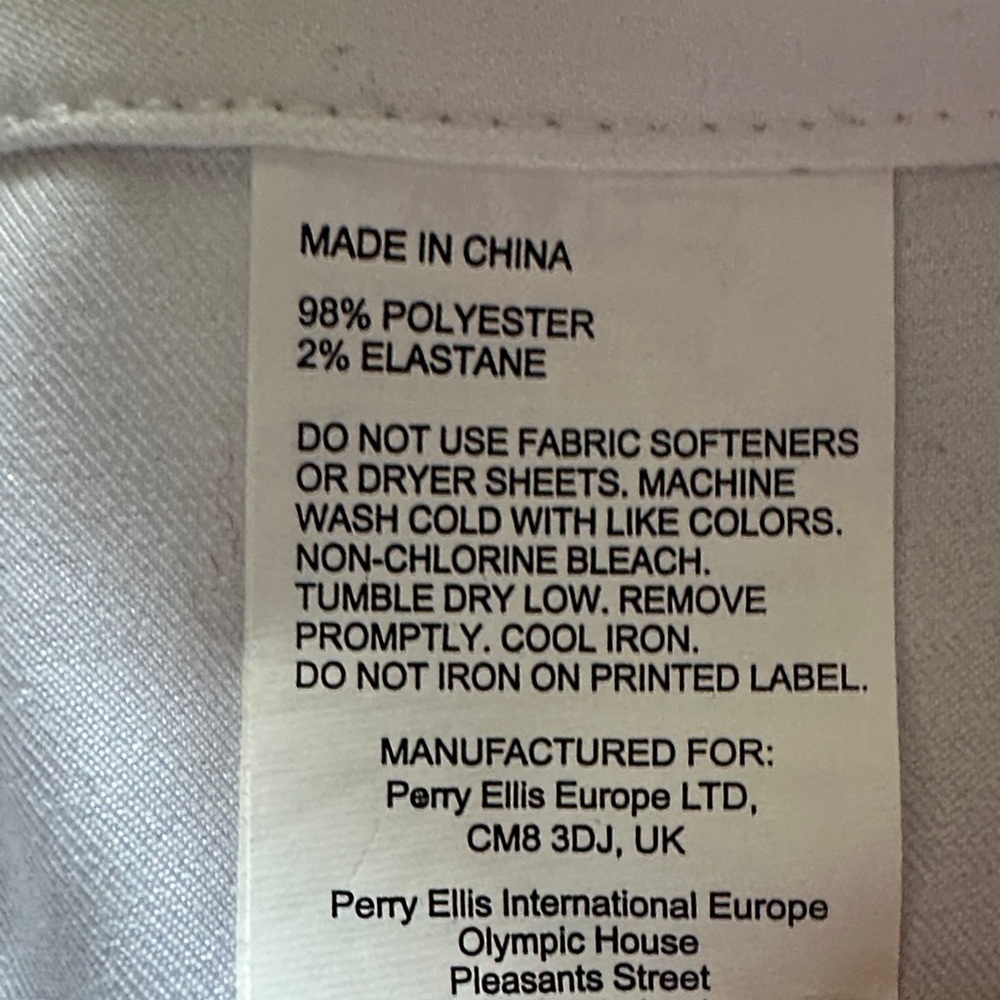 PGA Tour White Bermuda Golf Shorts - Picture 3 of 7